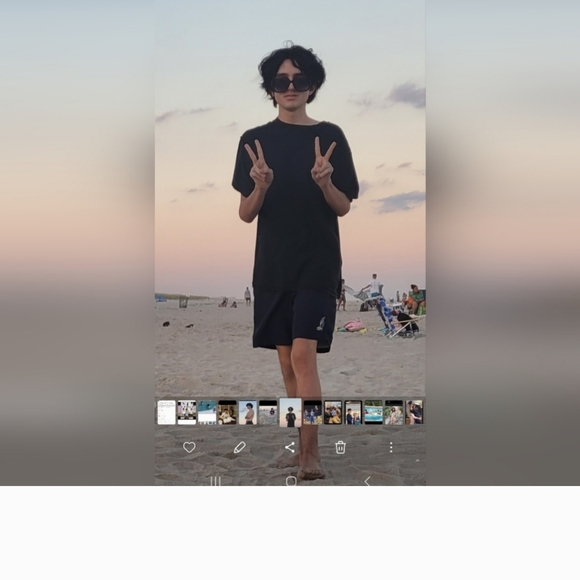 We started selling on Poshmark as " AWE" Aiden, Wana and Eamon! - Picture 11 of 16